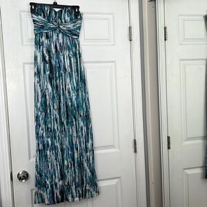 “Jessica Simpson-strapless dress size XS”